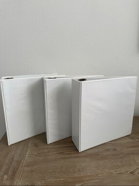 Set of 3 White 3- D Ring Binders